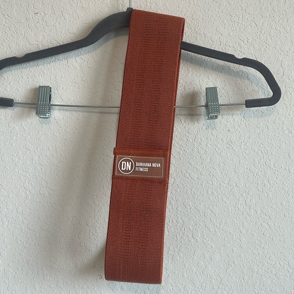 NWOT Darihana Nova fitness band